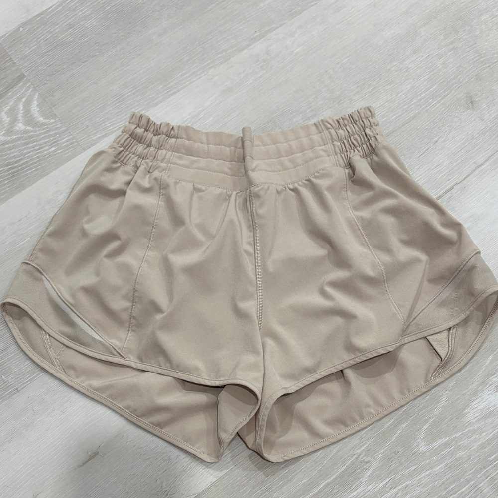 Lululemon Tan Hotty Hot Short